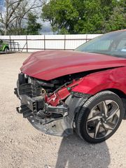 2023 Hyundai Elantra SEL - Primary Damage Right Image